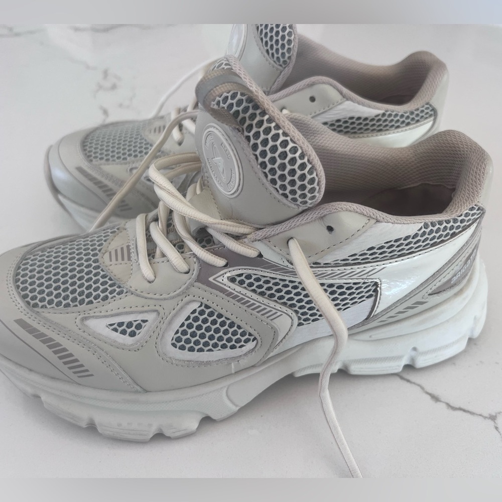 Axel Arigato Women's White and Cream Trainers